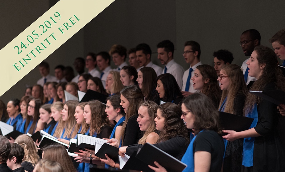 Besinnliches Konzert mit Chor und Glockenchor